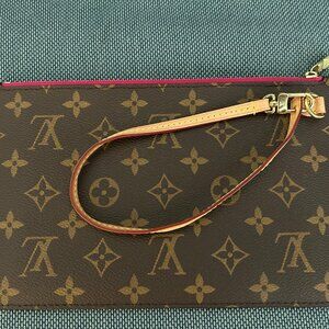 LV Neverfull Monogram Pouch